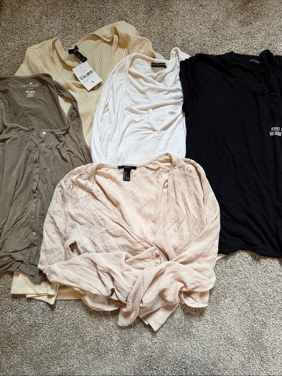 Brandy Melville Tops - women’s top bundle tank tee long sleeve dress brandy melville f21 american eagle